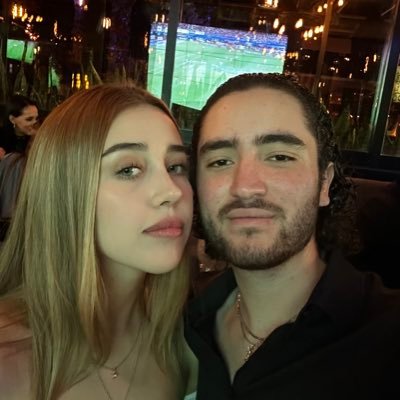 grecialaraae's profile picture. una virgo q no cree en los signos