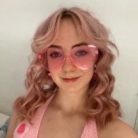 Maddy(@madeleine_lily_) 's Twitter Profile Photo