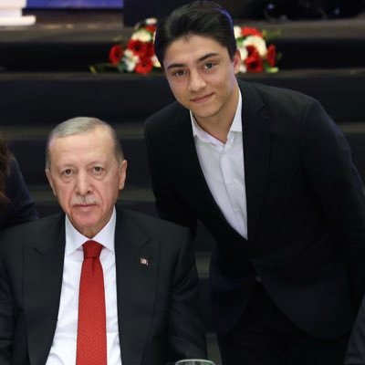 AK PARTİ Ankara İl Gençlik Kolları Teşkilat Başkan Y. /2013-2022 AK PARTİ Sincan Gençlik Kolları Yönetim Kurulu Üyesi /13.Dönem Sincan Öğrenci Meclis Başkanı