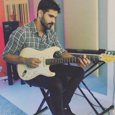 isradibarrosf's profile picture. stand and be true.