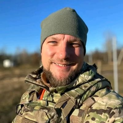Ukraine soldier 🇺🇦🇺🇦
i love USA 🇱🇷 and I want to get married from USA citizens if you are interested for relationship DM me private AM here to marry 🇱🇷