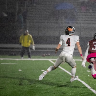6’2 190 lbs | ‘26, WR | Libertyville | 1st Team All Area & Conference| 3.9 GPA | oc’s email/📞@daniel.schaechter@d128.org - (847) 436-2626 | my # 7737076778