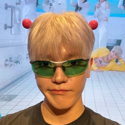 sammicass1's profile picture. hag • failed actor (or not?) • cringe and free