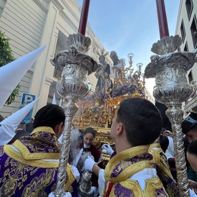 Larga vida al @sevillafc y a mi @hdadsangonzalo, cigarrero por la gracia de Dios @lascigarreras.