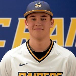 6’4” 220lbs RHP Freshman @baseball_grcc lando22rhp@gmail.com #jucobandit