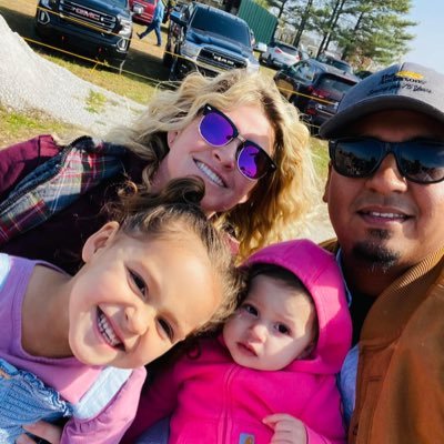 EEstrada_24's profile picture. 