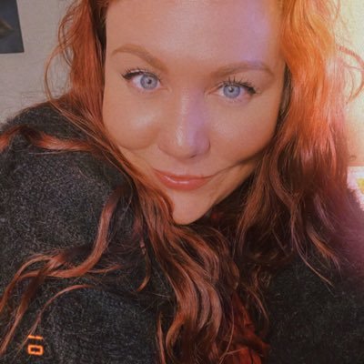 jisforjordyn's profile picture. just a girl, obsessed with her dogs.