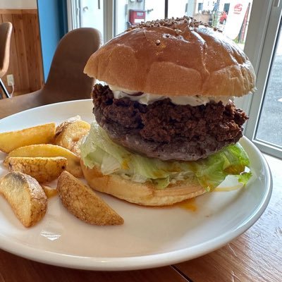 tenten1000sx's profile picture. 78期春法甲特別課程2024🌸/慶通道慶会＠北海道😎/日ハム慶友会⚾️非公式/2012年66期文学部1類/脱サラ起業17年目/書籍商業出版（角川）紀伊國屋ランキング1位獲得/日吉近辺で人生の大半を過ごし、親の介護の為北海道へ移住 /宅建士/第1種衛生管理者/スキューバアドバンス／スキー/車/バイク/F1/自作PC