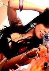 Modelo,dançarina Atualmente estou no  grupo de dança Axe Mix
contato (77) 91311708 ou (77) 41413004