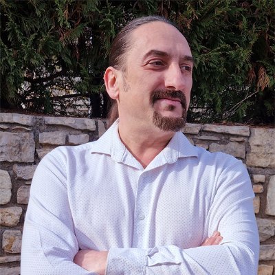 rufsl's profile picture. Me dedico al marketing digital y a otros pecados capitales. 
Instagram: https://t.co/zcbdCW3qRY