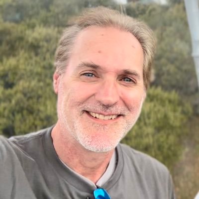 Editor/Writer @PressToEject_• Contributed to @JUMPCUT_ONLINE • Film • Music • Humanities • Steelers • Arsenal • https://t.co/GKUMPWtRgr