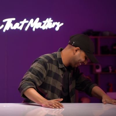 Sidisanoob's profile picture. Wandering around @Beebomco