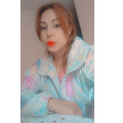 lizmatoch's profile picture. 