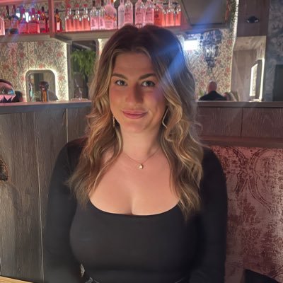 __lexandthecity's profile picture. 