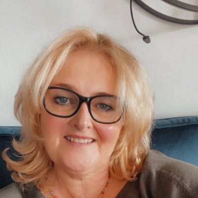 Lente3023's profile picture. 