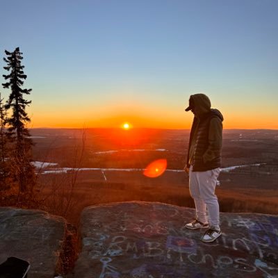 joshwarhead's profile picture. 