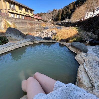 温泉、野湯、秘湯、銭湯、サウナなど♨️な場所巡りしてます。日本酒と地ビール、自然散策も❤️車中泊で全国のお湯巡りするのが憧れ。無言フォロー失礼します。