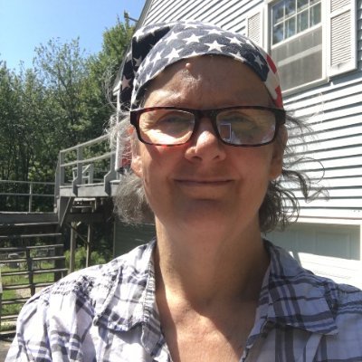 Trump supporter living on a small island in Maine with 3 cats and 2 pugs, #MAGA, #UNVACCINATED for Covid, PRO-LIFE, Amateur Photographer & Genealogist