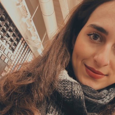 parniapoor's profile picture. هیچی نگم بهتره