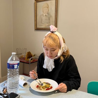 yoko_061202's profile picture. 踊ってます〜〜つくってます〜〜〜〜〜〜〜〜〜〜〜〜🐟dancer🐟choreographer🐟ジャ興奴🐟いつか福徳さんにコンテンポラリーダンス振り付けさせてください