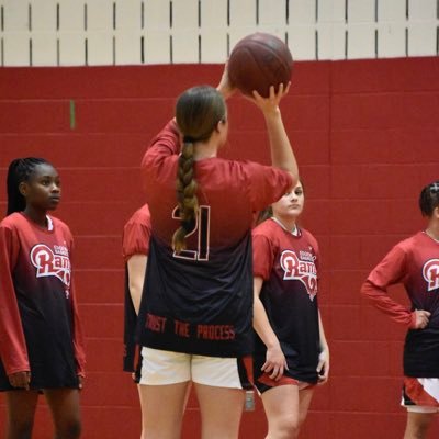 Edgewood High School • Bel Air, MD | GPA 4.0 | PF/C 5'11 | 2025 | 11 REB | 4.5 PPG | 1.5 BLK