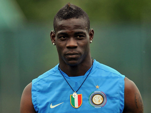 You heard it from mario first. Striker at Manchester city. Follow @GYMPROBLEMS14 for a follow back fans :)