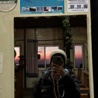 n. (@nonbreath) Twitter profile photo