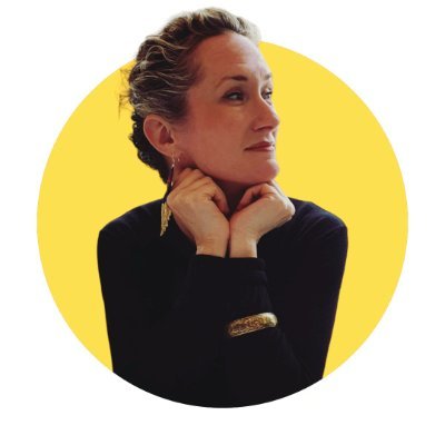 Writer. Lecturer. Solo mum of two. Girlfriend. Ex journo.
Writing in between the chores.