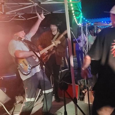 funny song and video content maker. Best song ever .https://t.co/5gf5hgLpjM