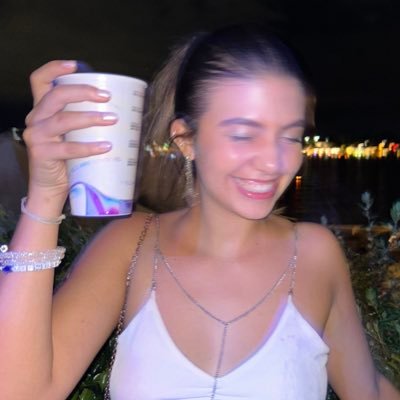 clarammalmeida's profile picture. belieber e futura ex-DeferiascomEX