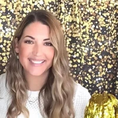 kelseybowles's profile picture. Blessed and not stressed. 👱🏻👶🏼👶🏻💙 wife to Tony, mommy to Truett & Kyler. RCHS 504 💛🖤 Proud Coach’s wife .. ⚽️🏈 🧡🐝