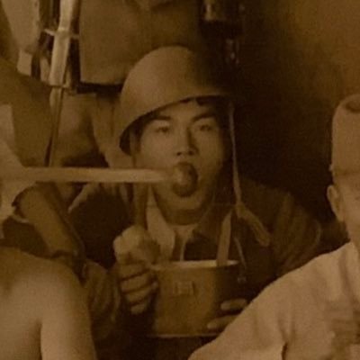 軍物とか骨董品を集めてる大学生です 知識が浅いのでいろいろとご教授頂けれると幸いです。方言混じって何言ってるか分からないことあるかも※無断転載禁止　X=Twitterと置く