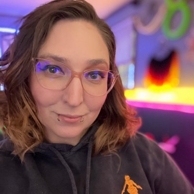 Streamer|Mother|Military Wife | Lead Livestream Fundraising @SavetheChildren | #a11y | Sponsors @nodecraft |snugibun404@gmail.com | Opinions are my own