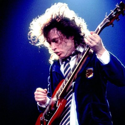 public enemy number one ✧.*mcr + tsp + ac/dc+ the cure ✧.*
he/they ✰ minor ✰ 🇲🇽🇺🇸✨ SHED TWT DNI | i ♡ angus young!!!