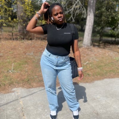 JasmineLakesh's profile picture. 