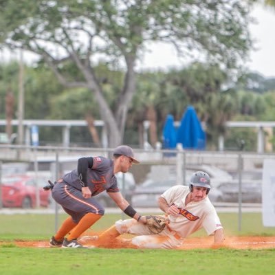 Class of 2026 5’10 180lbs middle infield/RHP Mississauga Tigers @hpptigers /// email: Joeybatzz@icloud.com                                          #6478540322