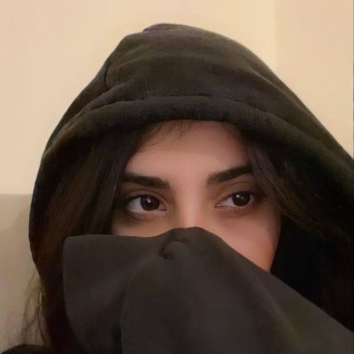دون وجهي يرخص الحلم وتموت الشفوف 𓃴 ويش ربحي فالحياه ان خسر وجهي حياه .