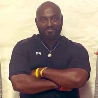 • Head Coach SFA Football 🐯 • Maserati Messay • Former D1 Athlete • Some say I’m the biggest crook in Baltimore, I say prove it • Slayer of Moms #Panther4Lyfe