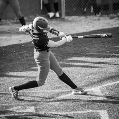 Catcher/3B 2025 committed UIS| 5’8 | GPA 4.0 | IL Texas Glory 16u | so all conference softball l fr, so, & jr all conference volleyball