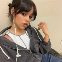 gabby(@mintvfox) 's Twitter Profile Photo