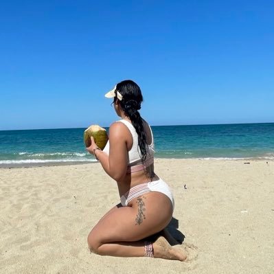 https://t.co/tiqpBcN8xVínica. Terapeuta Sexual✨ 🇩🇴Cibaeña, Me dicen el Bicocho🧁 Adicta a los📚 Tik Tok: Pamcast IG: Lalacastillo02