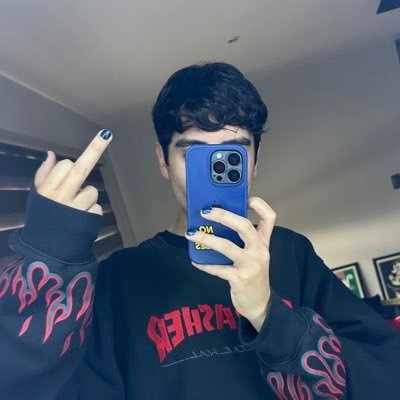 sergiovillarr_'s profile picture. ¿A dónde se fueron todos?