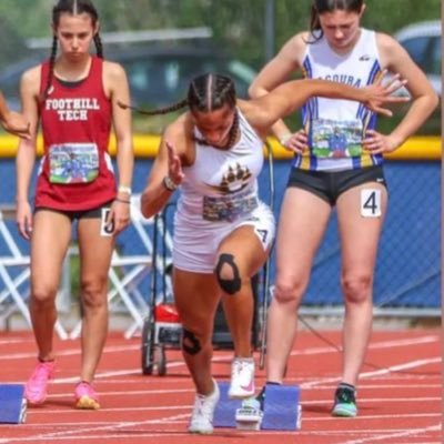 Athlete 🇺🇸🇬🇹 •Track and Field 🏃🏽♀️💨 Class of 24 •Calabasas High school •Codeblack Elite Track Club •Twin 👯♀️ @_LahelaRay • Tarleton State 28’