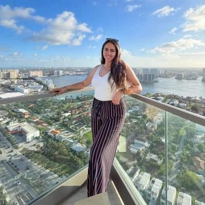 I'm here to share an investment opportunity with you by investing the little as $200 to earn $4,500 in 5hours of trading ask me how if you are interested