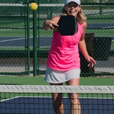 Mom, book worm and Semi-Pro Pickleball Player.