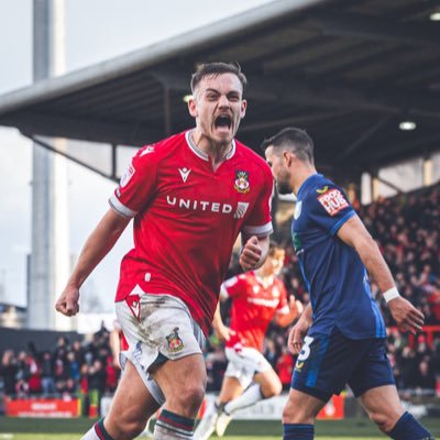 Professional Footballer for @Wrexham_AFC | @FullNinetySM Athlete