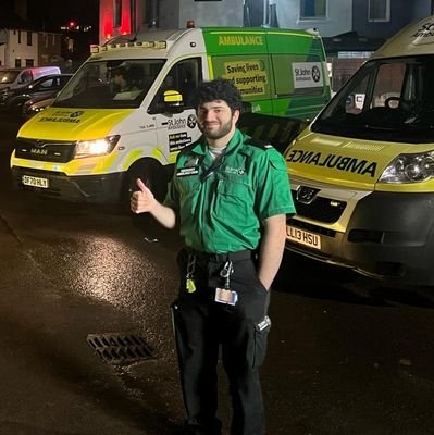 Medical student | Emergency Ambulance Crew @StJohnAmbulance | Previously Lead for @WessexCCP | (views my own)