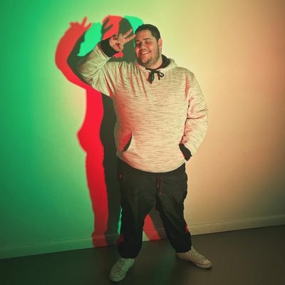 John Angel • 28 • Cap ♑ • 🇵🇷 • TX 📌 -Make It Make Sense- Aspiring Writer #BigGuyTwitter