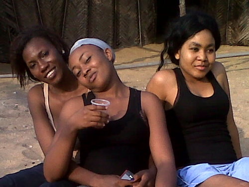 all ppl dt r nt following me, il unfollow u