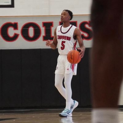 Chippewa Valley Highschool | Point Guard  | 17 years old | 6’1| 165 | 2024 | donjharris3@gmail.com | 313-627-5126 |
